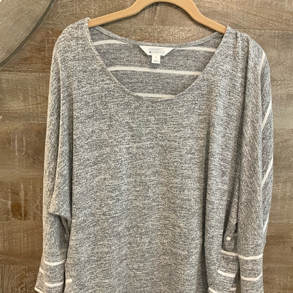 Market & Spruce Heathered Gray Striped Top